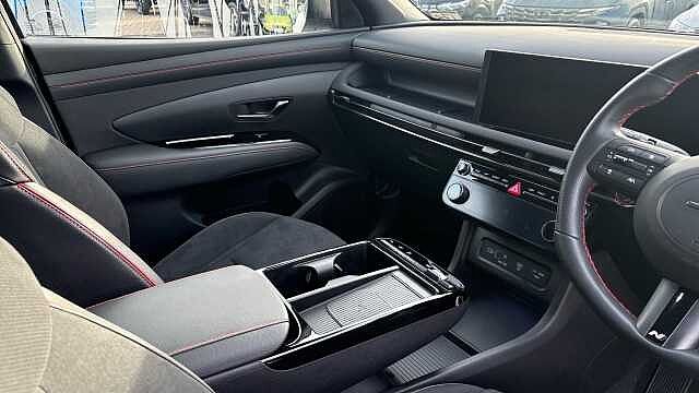 Hyundai TUCSON 1.6T Hybrid N Line S 5dr Auto Hybrid Estate White