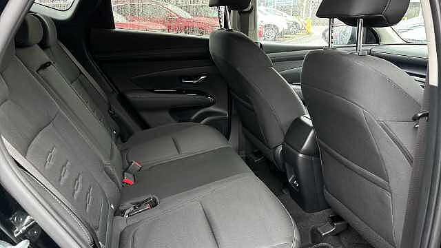 Hyundai TUCSON 1.6T Hybrid Advance 5dr Auto Hybrid Estate Black