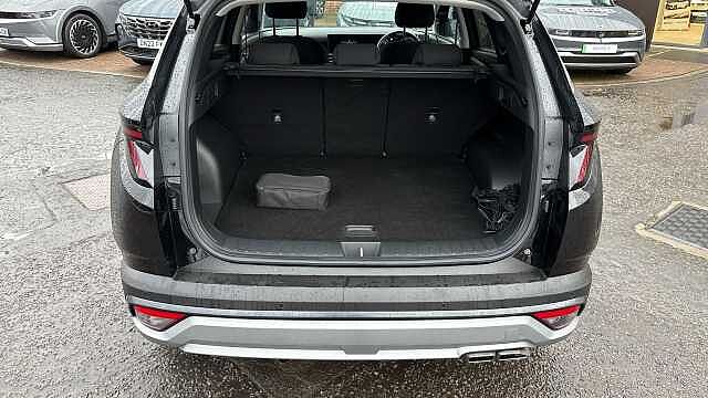 Hyundai TUCSON 1.6T Hybrid Advance 5dr Auto Hybrid Estate Black
