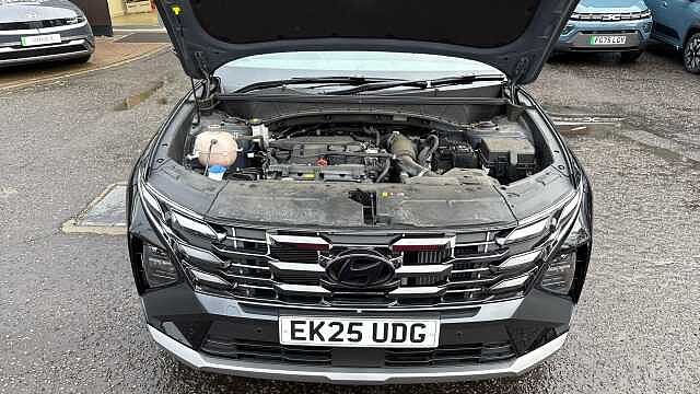 Hyundai TUCSON 1.6T Premium 5dr Petrol Estate Black
