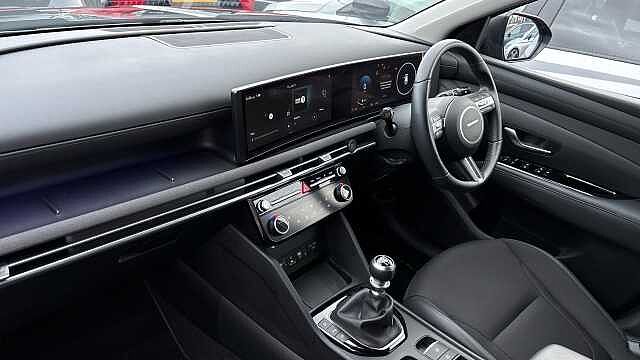 Hyundai TUCSON 1.6T Premium 5dr Petrol Estate Black