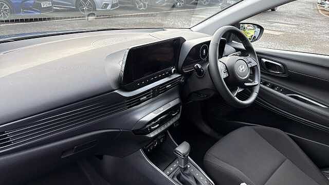 Hyundai BAYON 1.0 TGDi Ultimate 5dr DCT Petrol Hatchback Vibrant Blue - Pearl