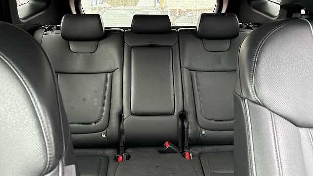 Hyundai TUCSON 1.6T Plug-in Hybrid Ultimate 5dr Auto Estate White