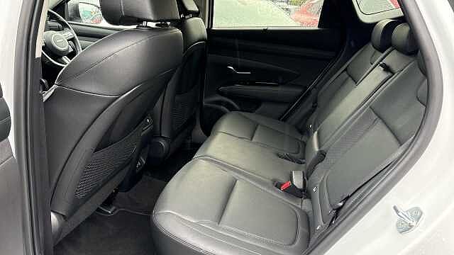 Hyundai TUCSON 1.6T Plug-in Hybrid Ultimate 5dr Auto Estate White