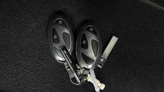 Hyundai TUCSON 1.6T Plug-in Hybrid Ultimate 5dr Auto Estate White