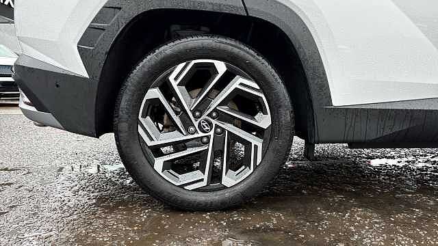 Hyundai TUCSON 1.6T Plug-in Hybrid Ultimate 5dr Auto Estate White