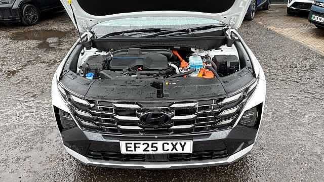 Hyundai TUCSON 1.6T Plug-in Hybrid Ultimate 5dr Auto Estate White