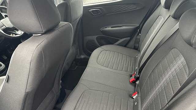 Hyundai I10 1.0 [63] Advance 5dr Auto [Nav] Petrol Hatchback Mangrove Green - Pearl