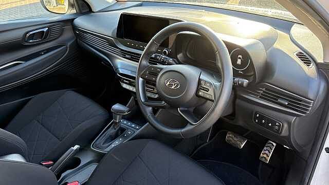 Hyundai BAYON 1.0 TGDi 48V MHEV Premium 5dr DCT Petrol Hatchback White