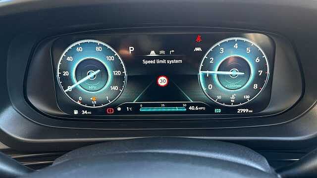 Hyundai BAYON 1.0 TGDi 48V MHEV Premium 5dr DCT Petrol Hatchback White