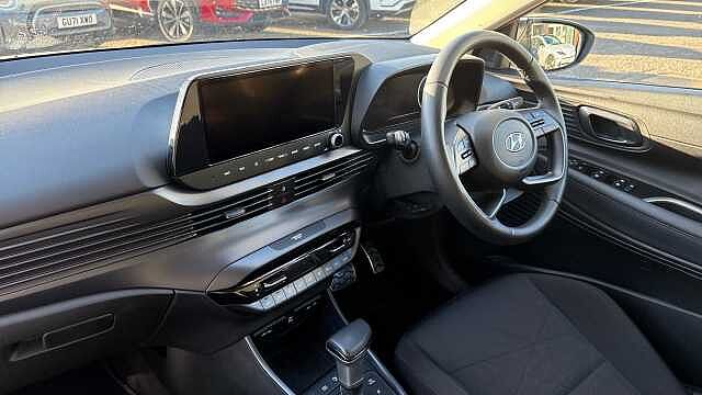 Hyundai BAYON 1.0 TGDi 48V MHEV Premium 5dr DCT Petrol Hatchback White