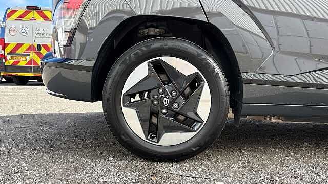 Hyundai KONA 160kW Advance 65kWh 5dr Auto Electric Hatchback Grey