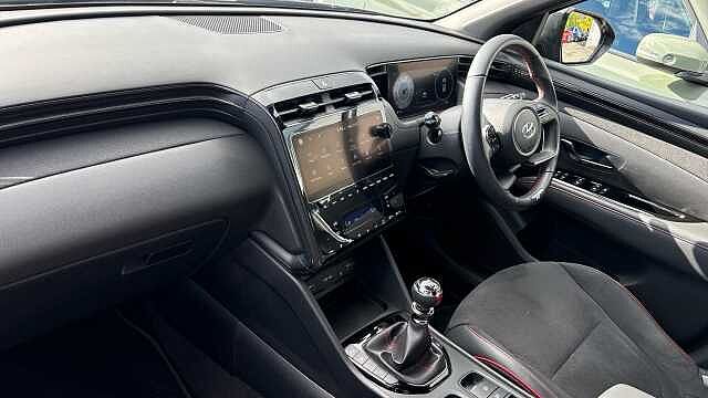 Hyundai TUCSON 1.6 TGDi N Line 5dr 2WD Petrol Estate Black