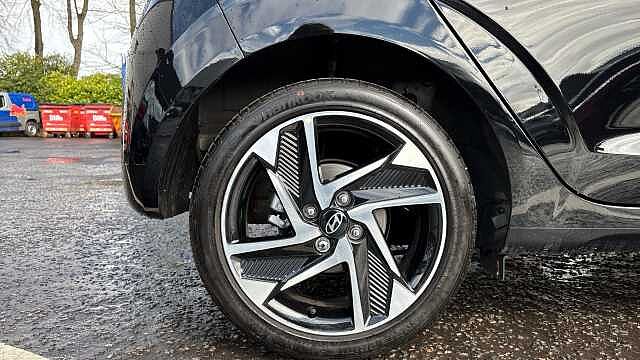 Hyundai i10 1.2 [79] Premium 5dr Auto [Nav] Petrol Hatchback