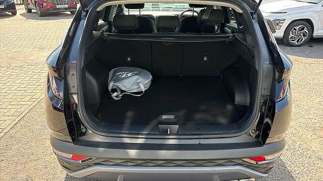 Hyundai TUCSON 1.6 TGDi Plug-in Hybrid Premium 5dr 4WD Auto Estate
