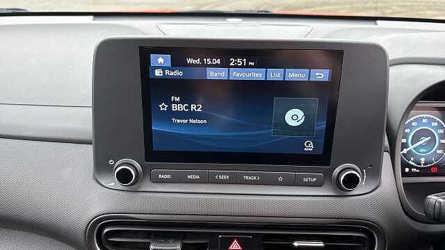 Hyundai KONA 1.0 TGDi 48V MHEV SE Connect 5dr Petrol Hatchback Red