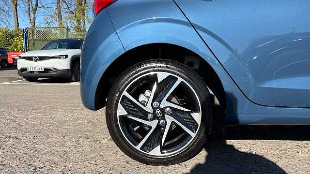 Hyundai i10 1.2 [79] Premium 5dr Auto [Nav] Petrol Hatchback