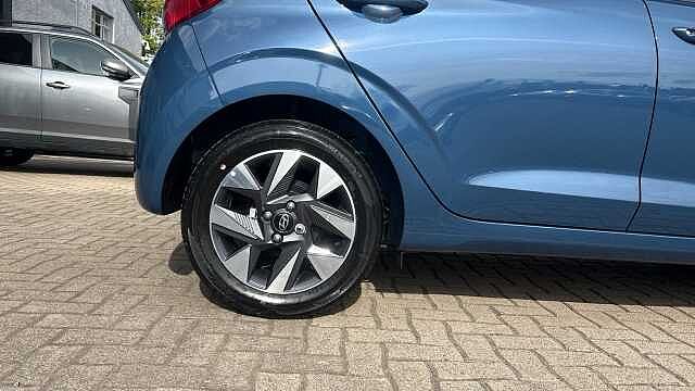 Hyundai I10 1.0 [63] Advance 5dr Auto [Nav] Petrol Hatchback Vibrant Blue - Pearl