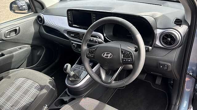 Hyundai I10 1.2 [79] Premium 5dr Auto [Nav] Petrol Hatchback Meta Blue - Pearl