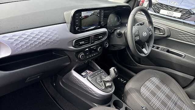 Hyundai I10 1.2 [79] Premium 5dr Auto [Nav] Petrol Hatchback Meta Blue - Pearl