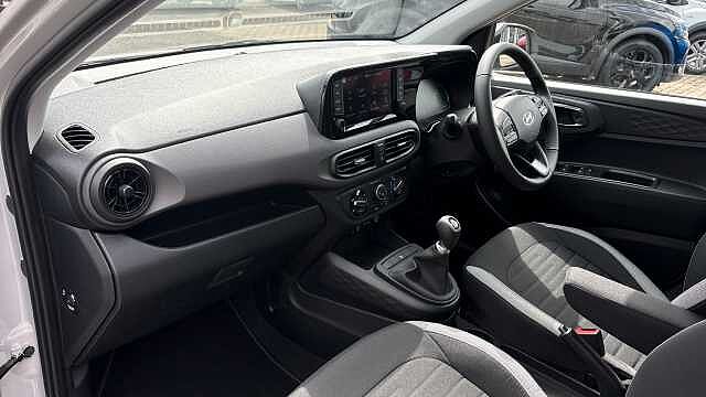 Hyundai i10 1.0 [63] Advance 5dr [Nav] Petrol Hatchback
