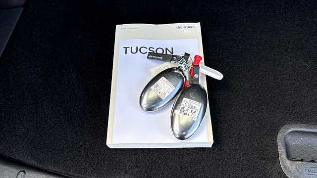 Hyundai TUCSON 1.6T 48V MHD N Line 5dr DCT Petrol Estate White