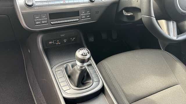 Hyundai KONA 1.6T 138 Advance 5dr Petrol Hatchback Black
