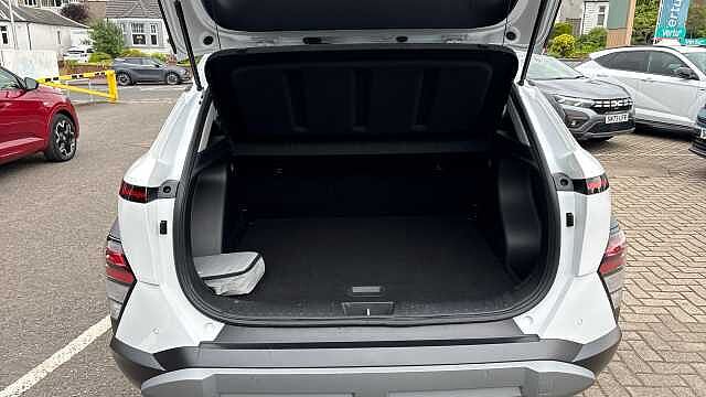 Hyundai KONA 1.6T 138 Advance 5dr Petrol Hatchback Silver