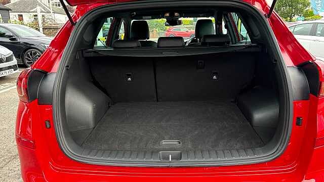 Hyundai TUCSON 1.6 CRDi 48V MHD 136 N Line 5dr 2WD DCT Diesel Estate Red