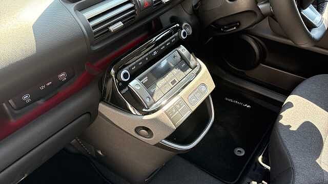 Hyundai INSTER 85kW 02 49kWh 5dr Auto Electric Hatchback