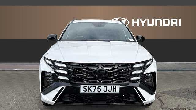 Hyundai TUCSON 1.6T Plug-in Hybrid N Line 5dr Auto Estate White