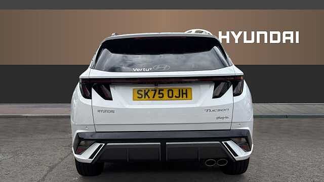Hyundai TUCSON 1.6T Plug-in Hybrid N Line 5dr Auto Estate White