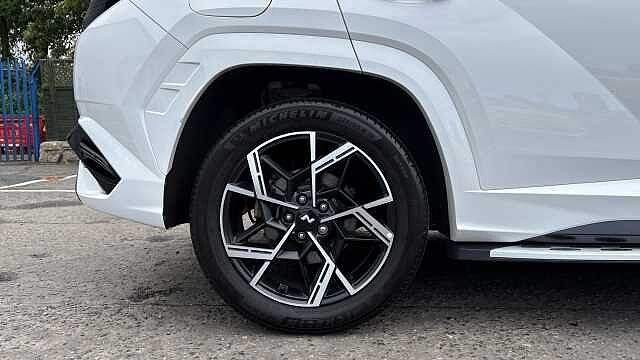 Hyundai TUCSON 1.6T Plug-in Hybrid N Line 5dr Auto Estate White