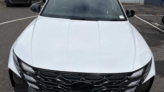 Hyundai TUCSON 1.6T Plug-in Hybrid N Line 5dr Auto Estate White