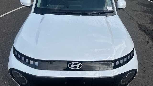 Hyundai INSTER 85kW 02 49kWh 5dr Auto Electric Hatchback Special Solid - Atlas White