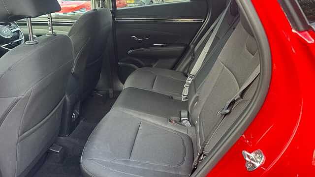 Hyundai TUCSON 1.6 TGDi SE Connect 5dr 2WD Petrol Estate Red