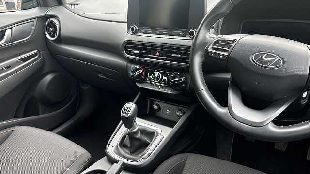 Hyundai KONA 1.0 TGDi 48V MHEV SE Connect 5dr Petrol Hatchback