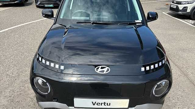 Hyundai INSTER 85kW 01 49kWh 5dr Auto Electric Hatchback Abyss Black - Pearl