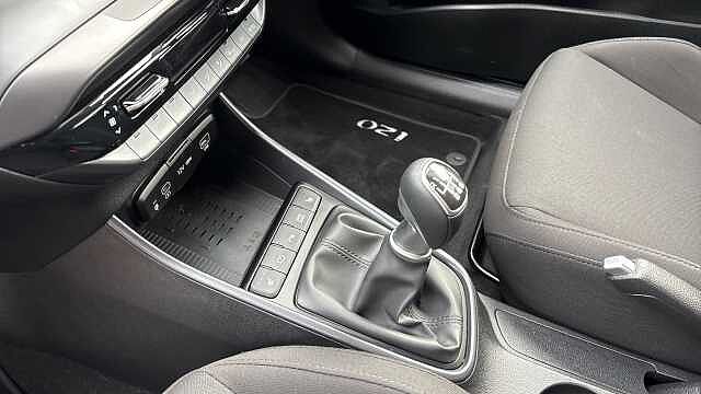 Hyundai I20 1.0T GDi 90 Tech Line 5dr Petrol Hatchback Lumen Grey - Pearl