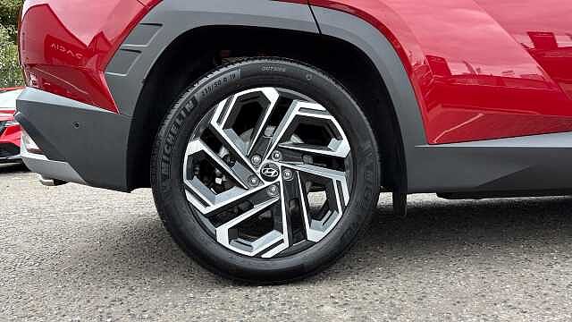 Hyundai TUCSON 1.6T 180 Ultimate 5dr 4WD DCT Petrol Estate Red